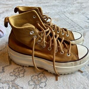 Converse platform women’s size 8